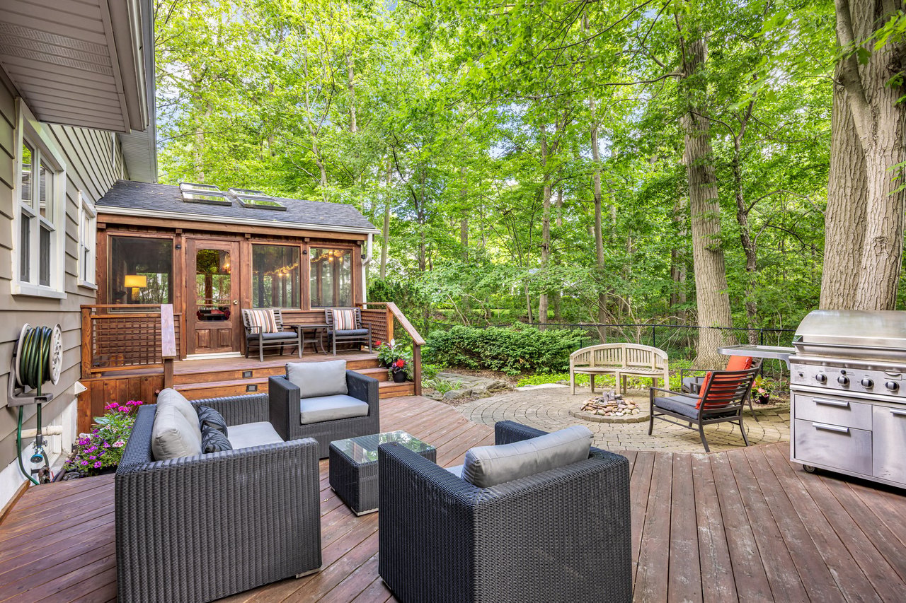 1346 Whiteoaks Avenue, Mississauga