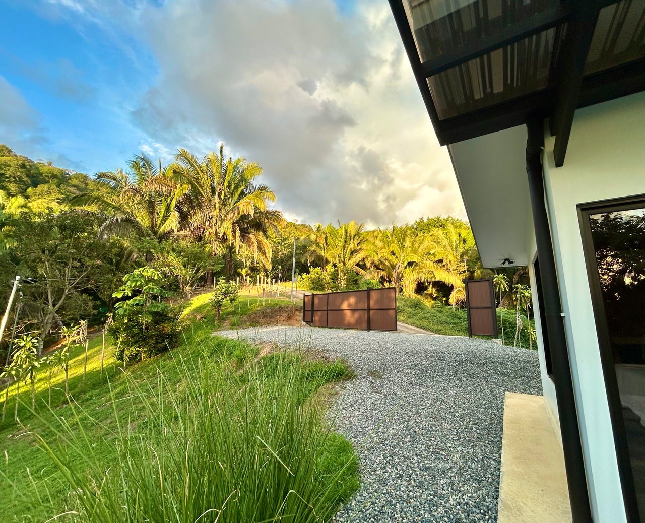 Brand-New 2BR/2BT in Playa Hermosa – 5 Minutes to the Beach | Priced to Sell