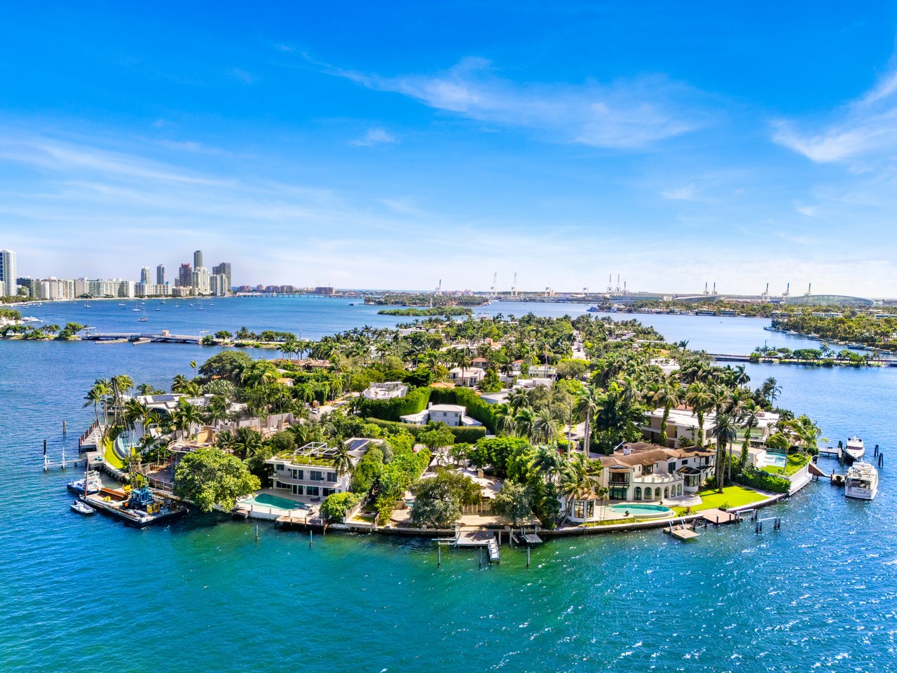 444 W Rivo Alto Drive