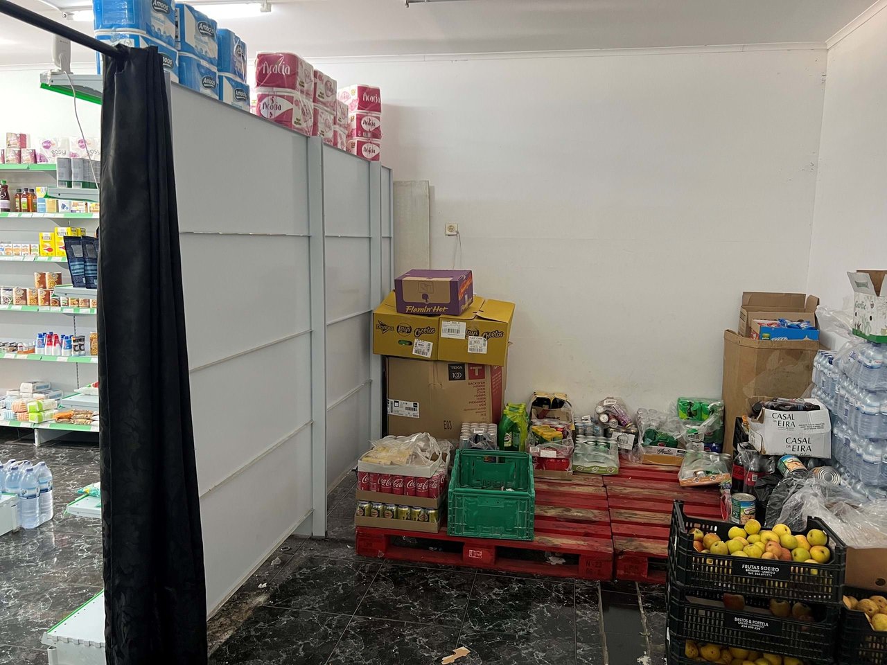 Prime Commercial Space Near Lisbon – Tenant in Place – 5% Annual Return