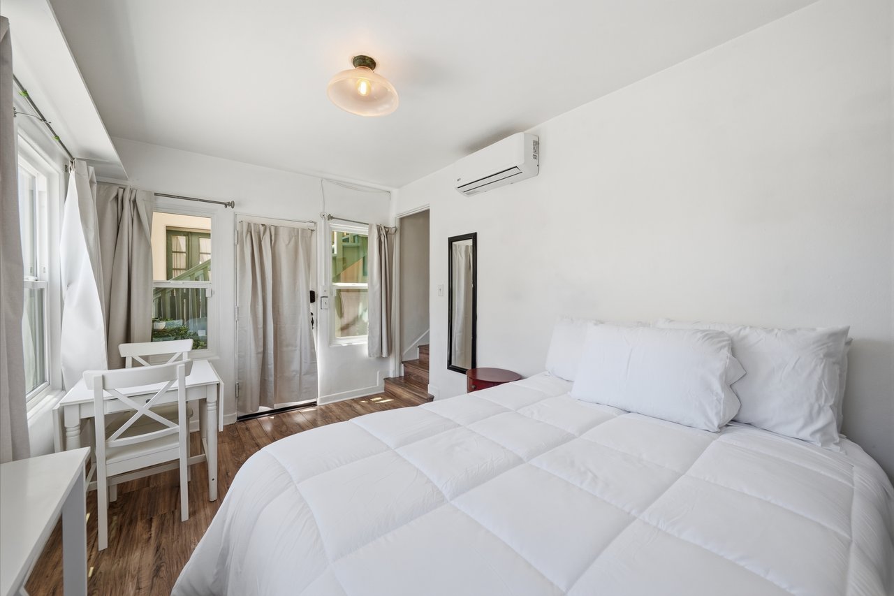 1602 The Strand (Entire Property)