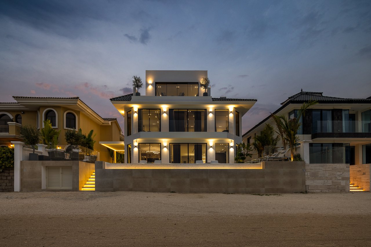 Renovated Garden Home