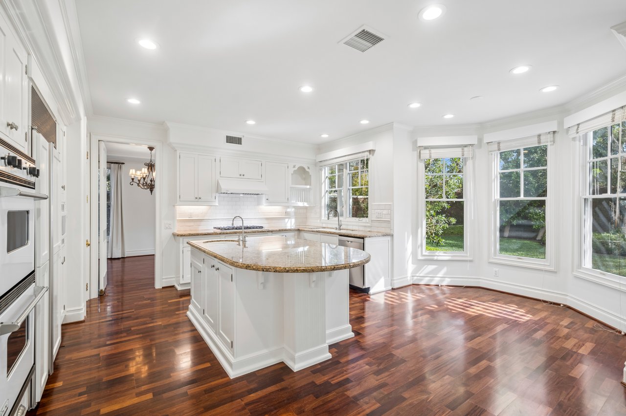 15 Jupiter Hills Drive