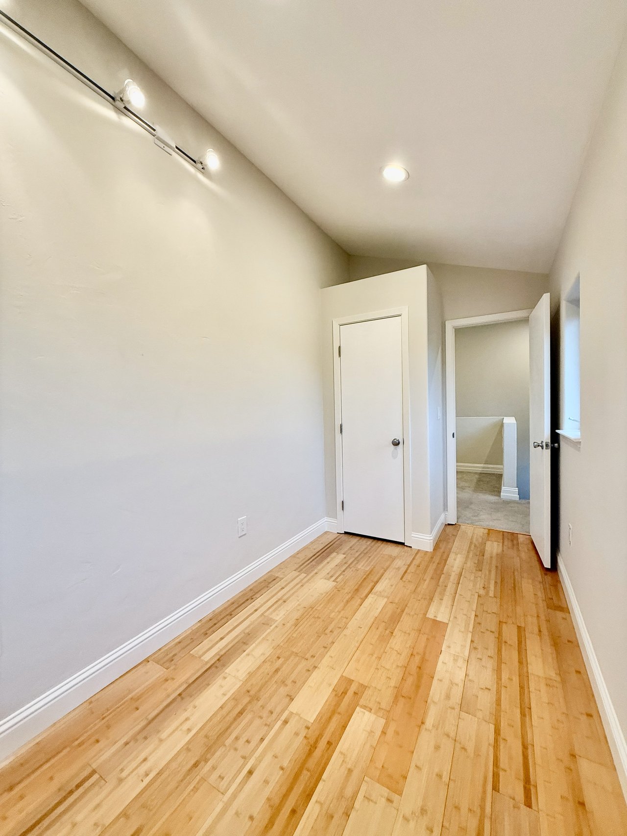 4400 Saint Andrews Rd, Oakland, CA-94605