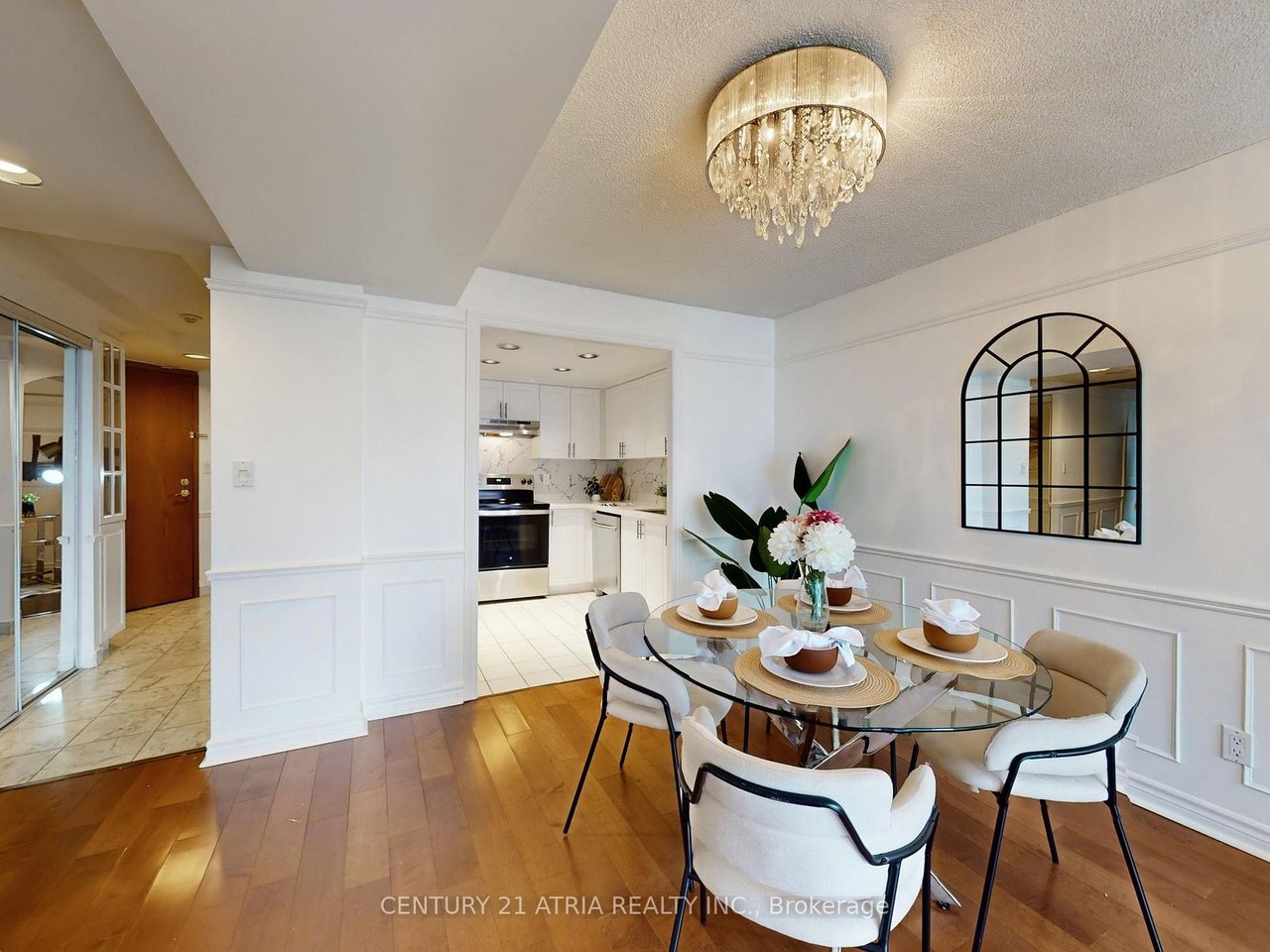 WILLOWDALE PENTHOUSE 