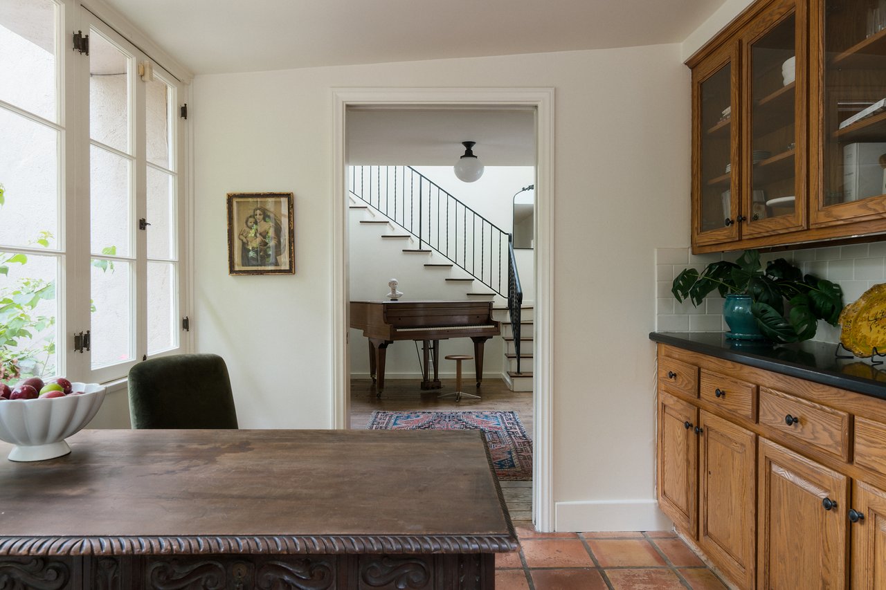 1990 Rose Villa St in Pasadena
