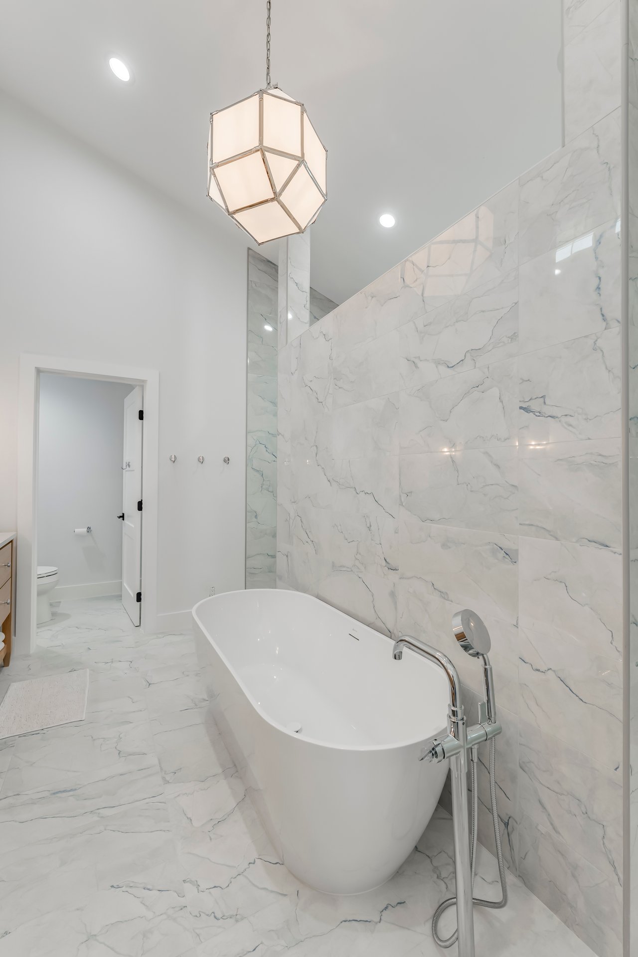 Dewdrop Street, 6110 Sq. Ft.