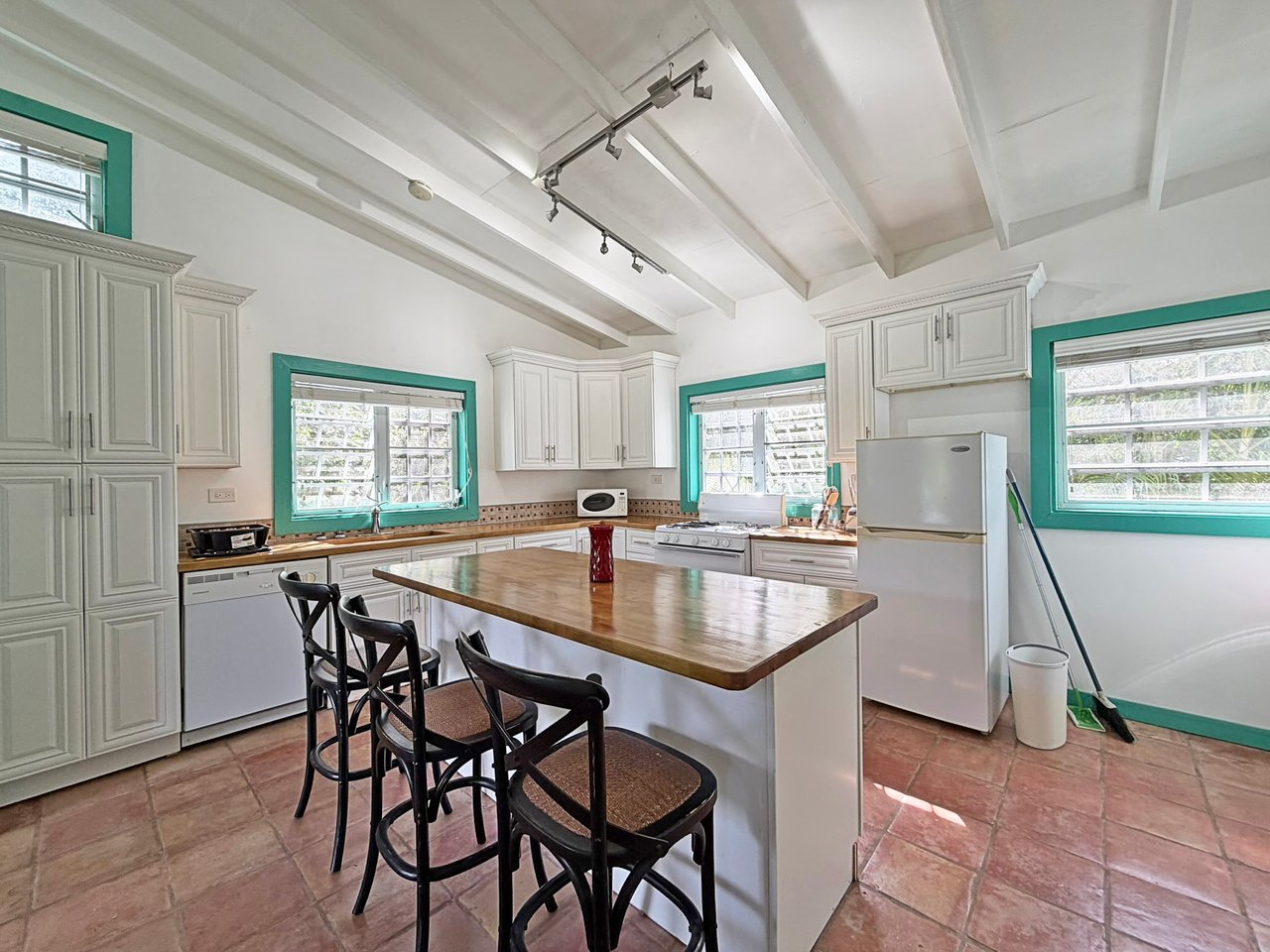 1111 Cane Garden Bay 1 Bedroom Apartment