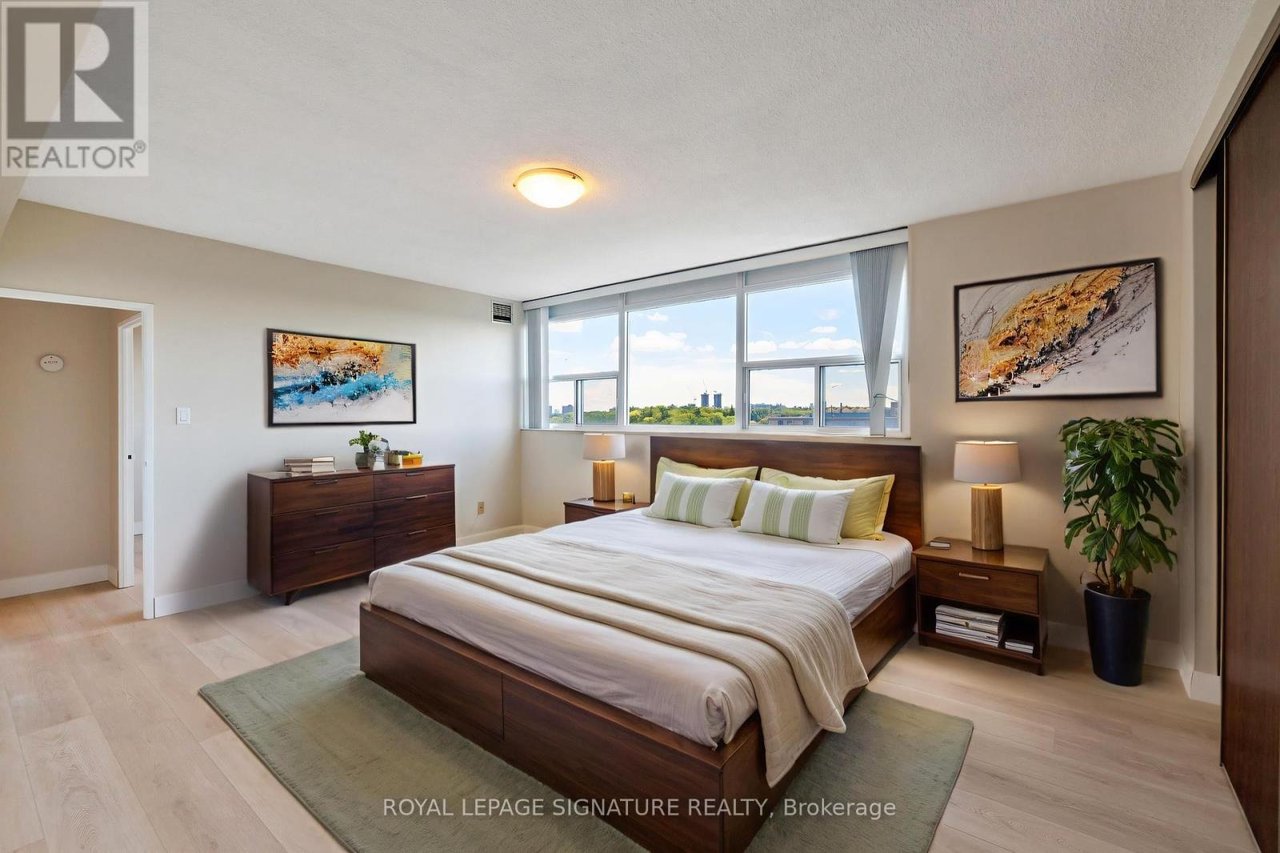 PH5-2130 Weston Rd