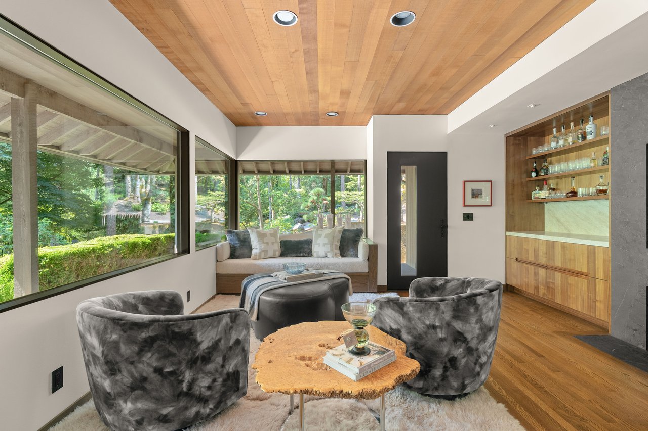 Architect Saul Zaik Designed Northwest Regional Modern Masterpiece 