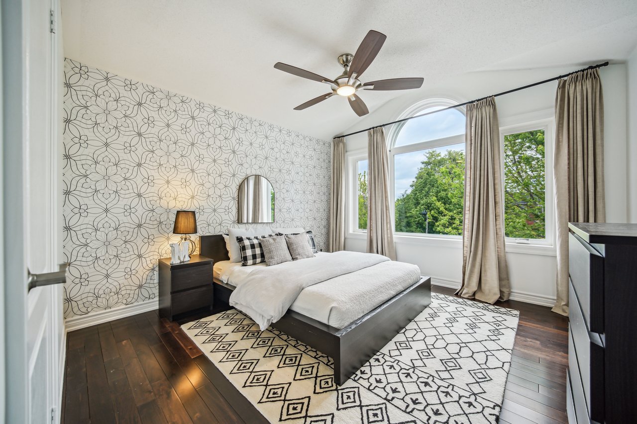 Fully Renovated Turnkey Home in West Oak Trails 