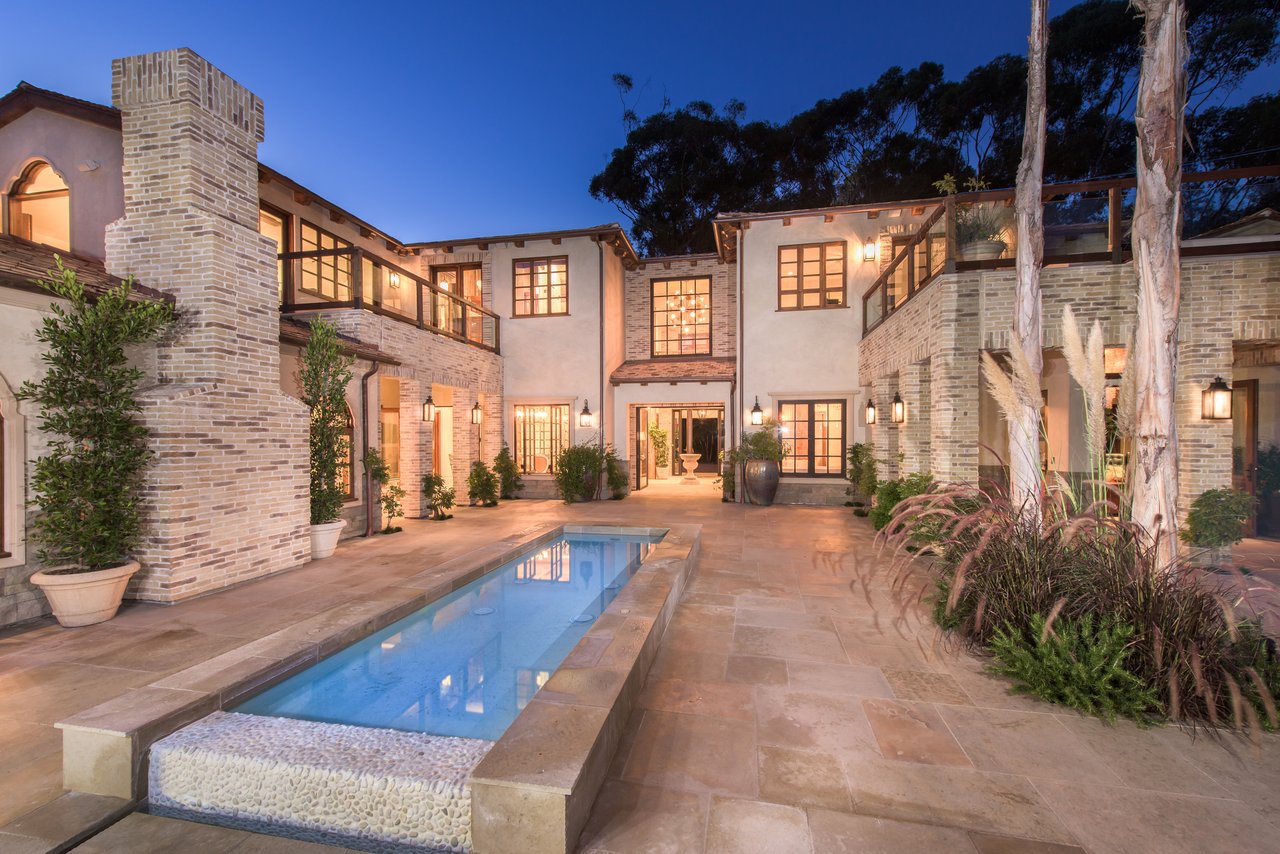 1135 Rivas Canyon, Pacific Palisades