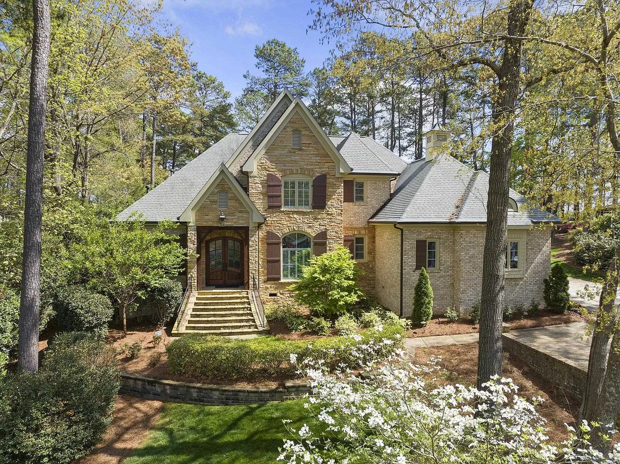 1116 Hunting Ridge Rd