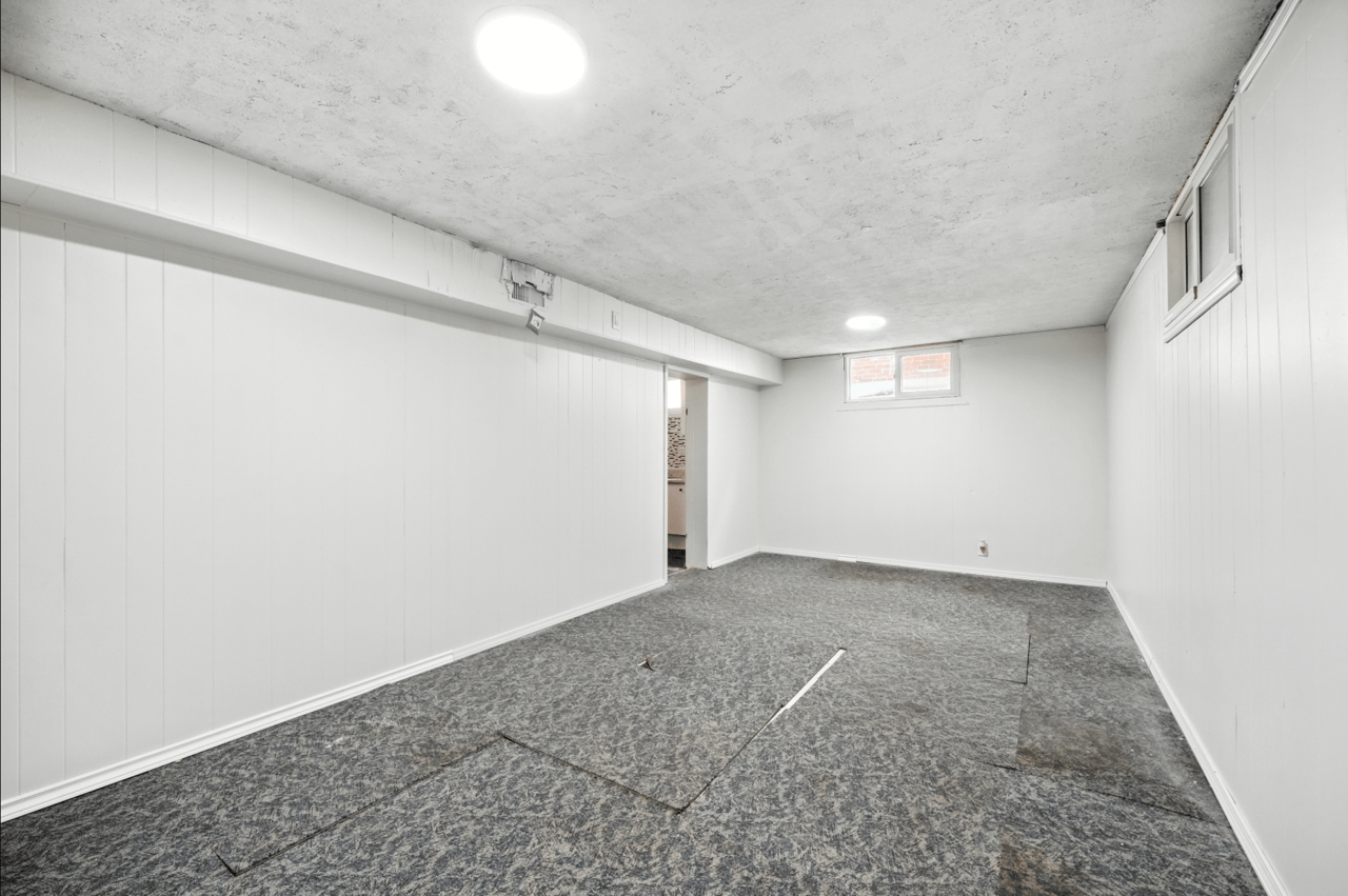 2975 Weston Road