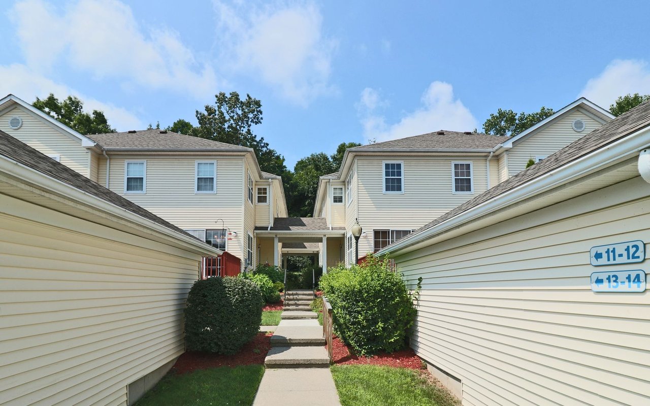 Single Family Townhouse in Lagrangeville NY