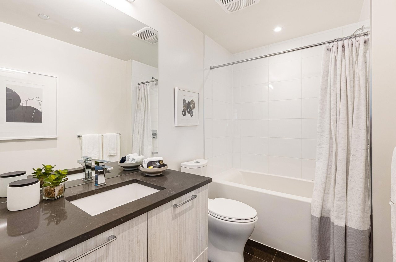 3581 E Kent Avenue N, #601