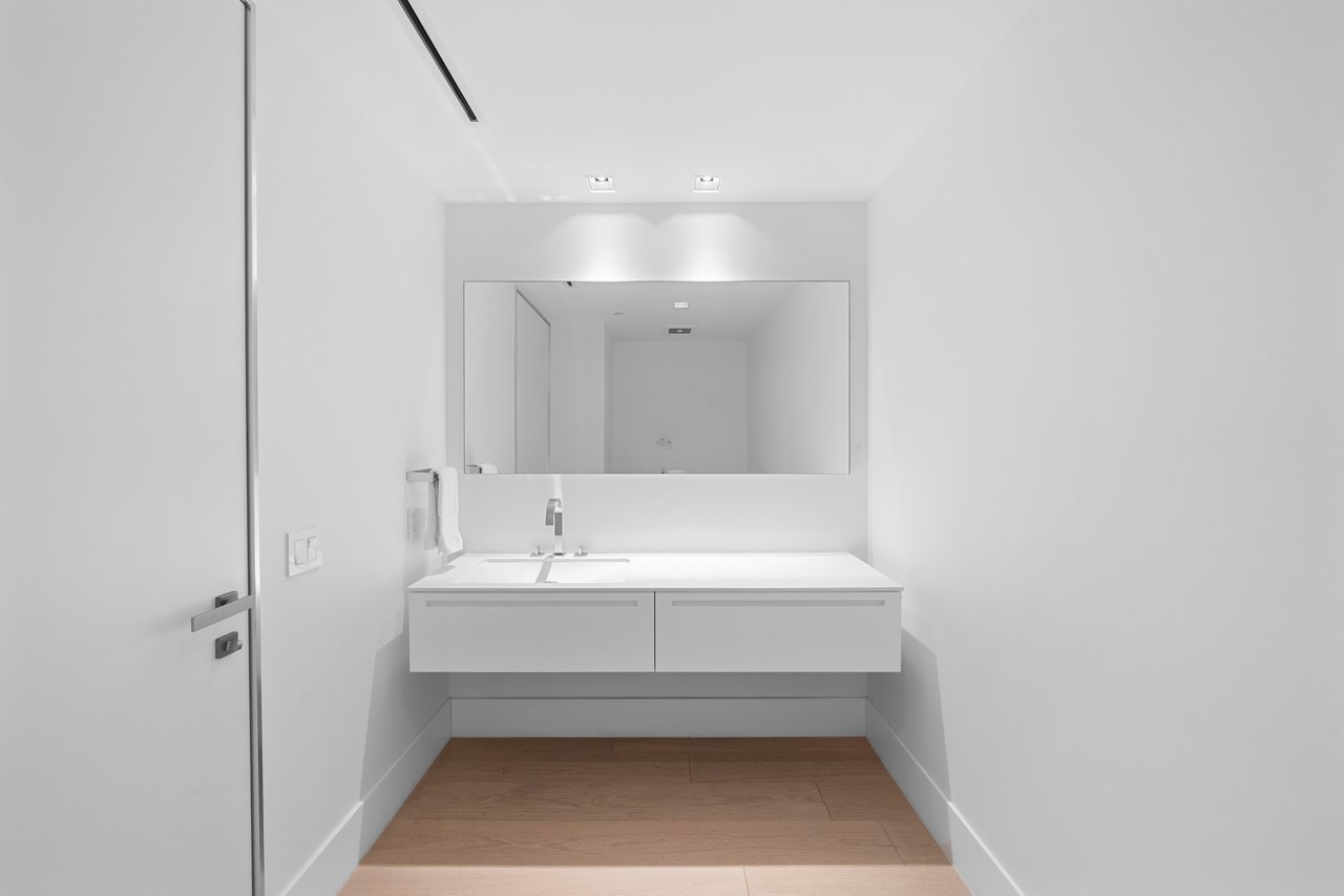 Palazzo Del Sol 7025