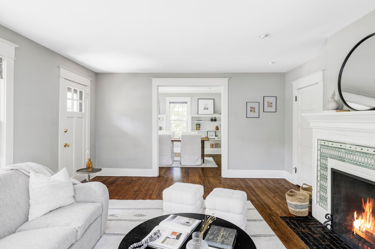 2424 4th Street