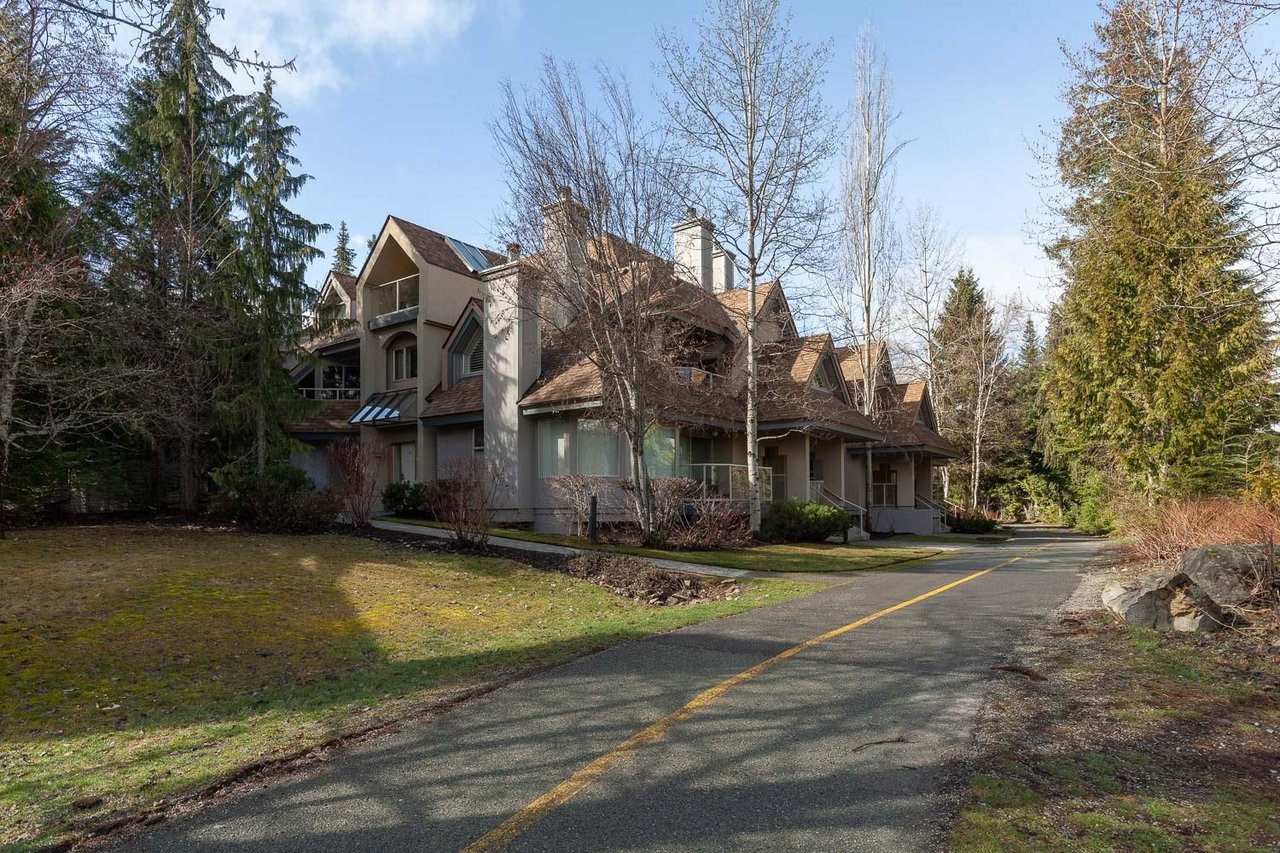 18-4636 Blackcomb Wy