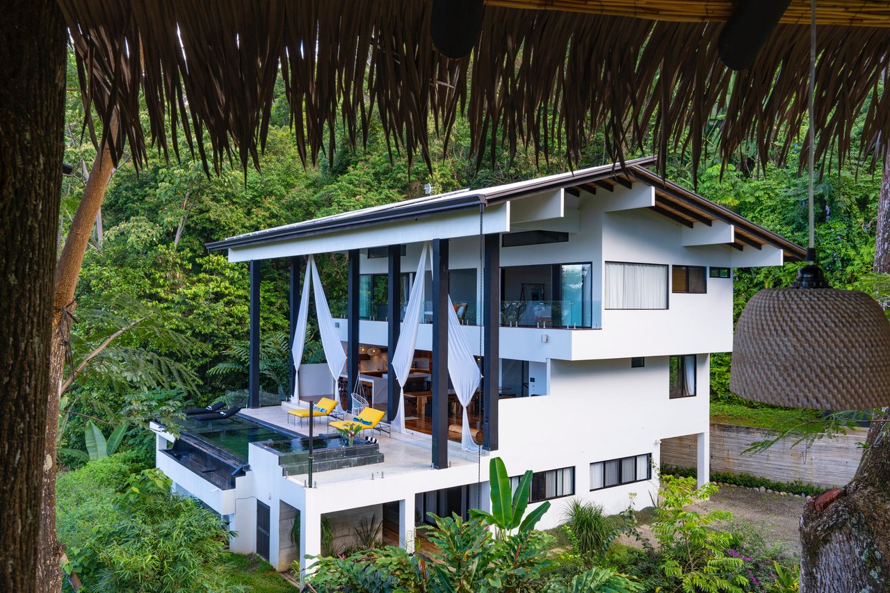 Beauty Villa- Ocean View in Uvita