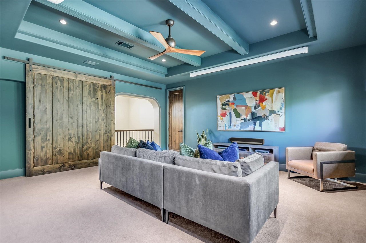 624 Logans Ln