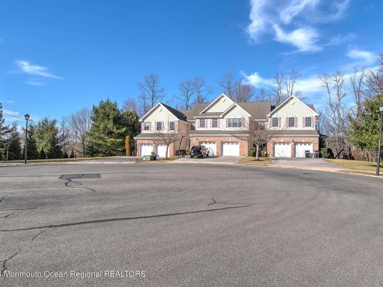 52 Smock Court