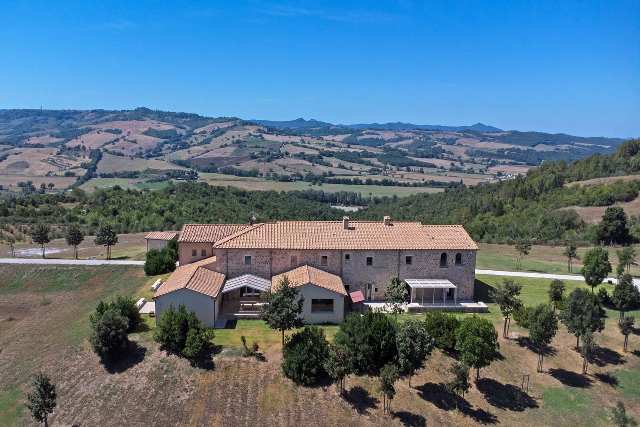 LA VOLTERRANA  “Wonderful property with swimming pool for sale in Volterra”