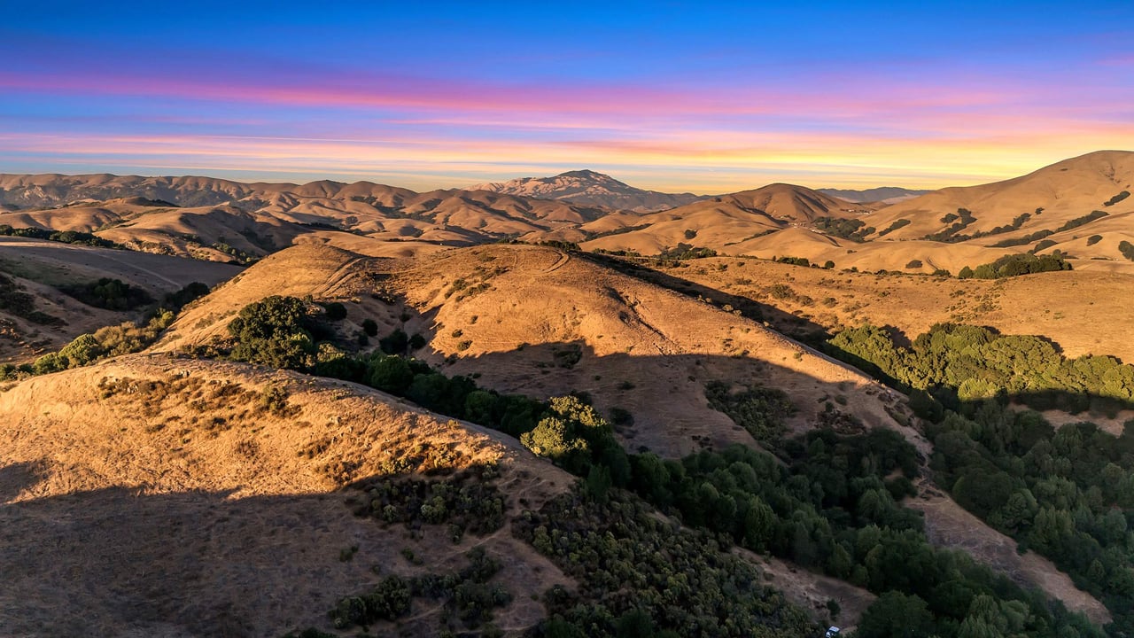 Crow Canyon Rd.