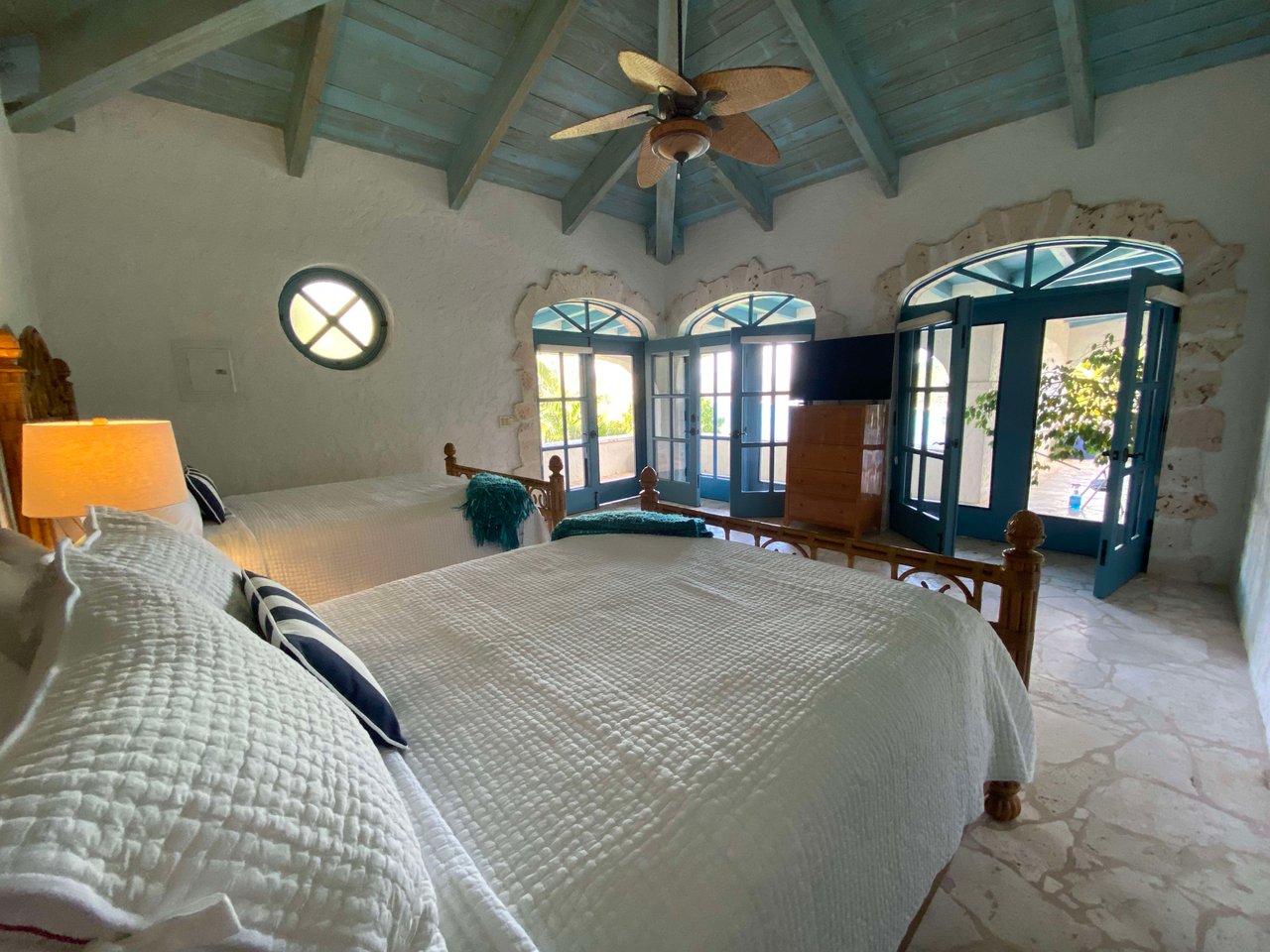 CLIFF HOUSE VILLA