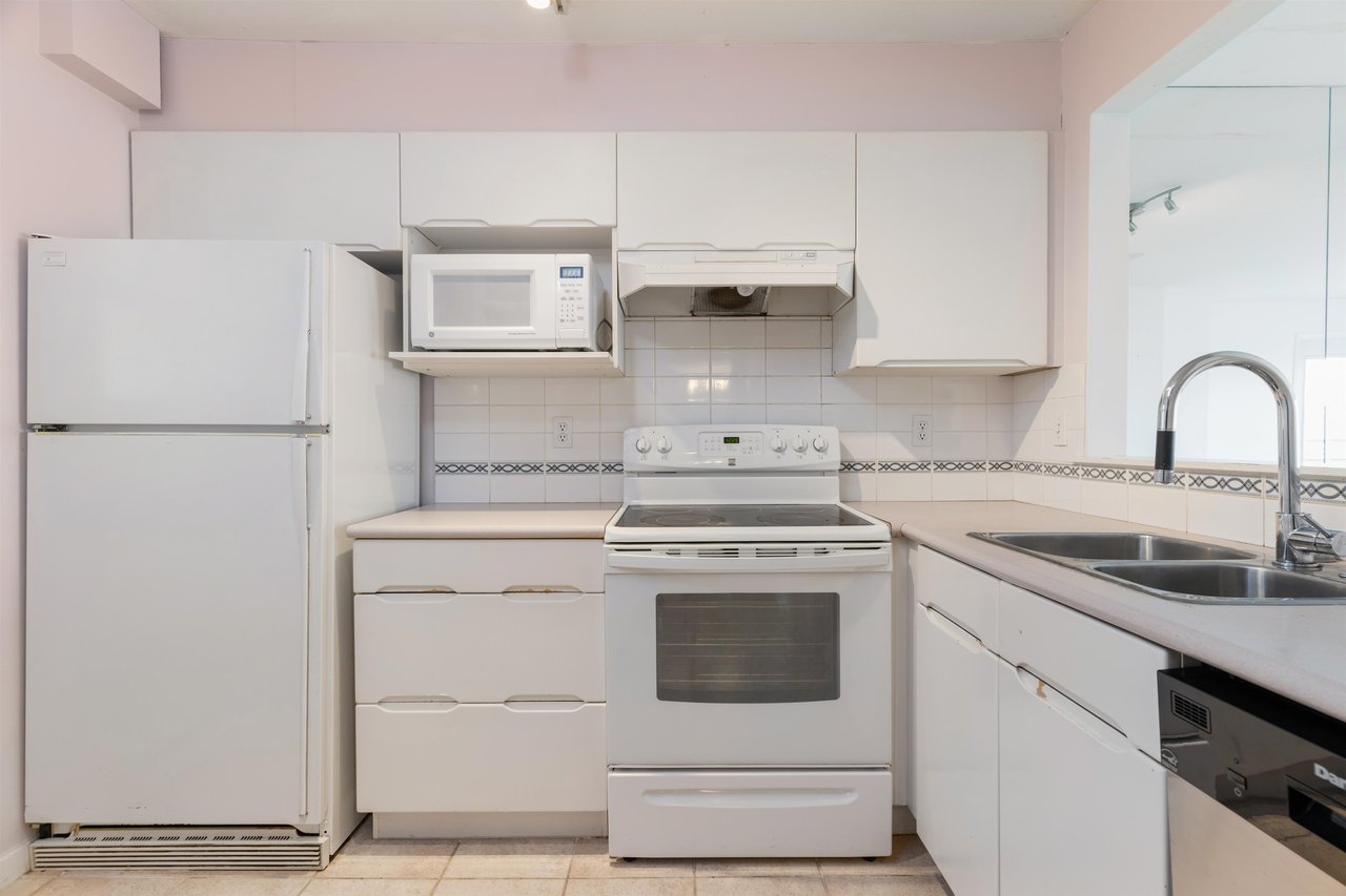 304-1333 W 7th Ave