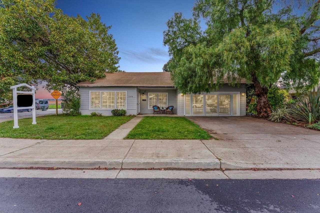 2398 Pulgas AVE