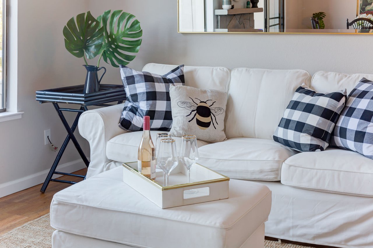 21 Lakeview Court, Novato