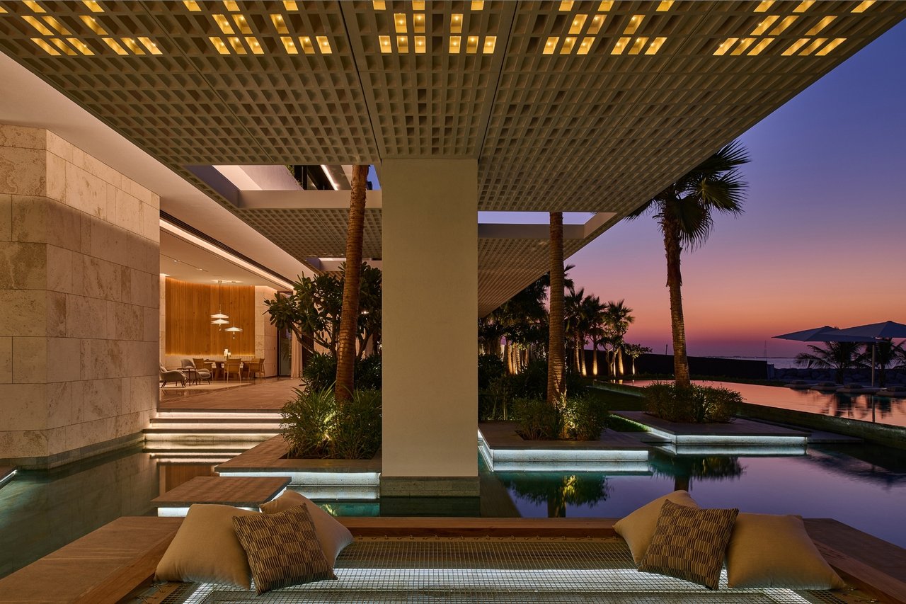 Jumeirah Bay Island Mansion 