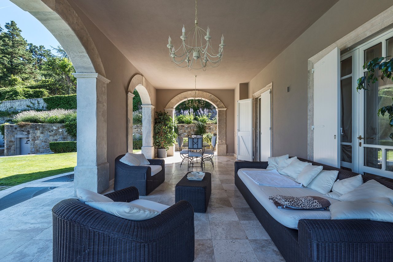 Villa Bianco Chic