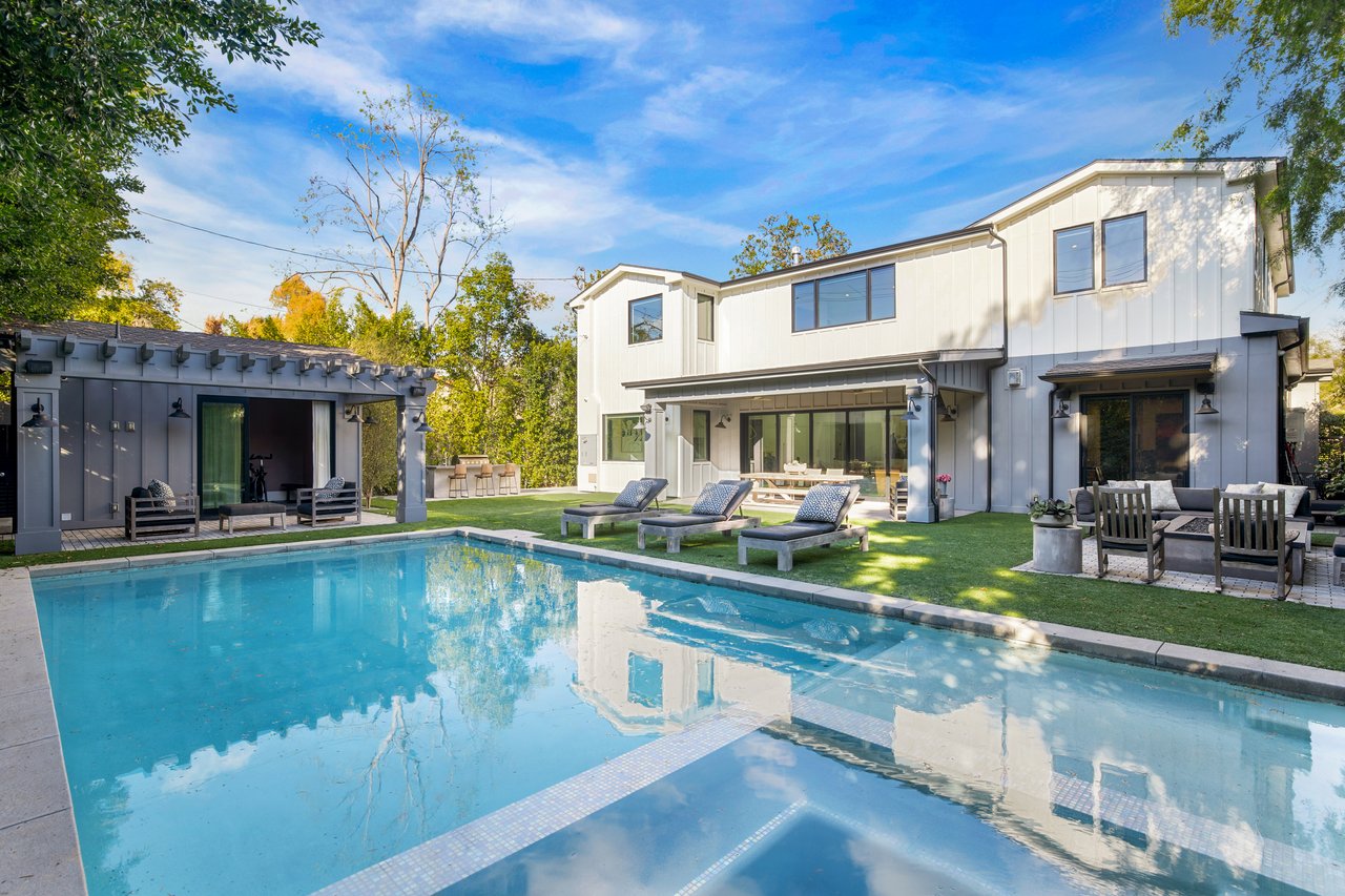 4533 Gentry Ave, Studio City