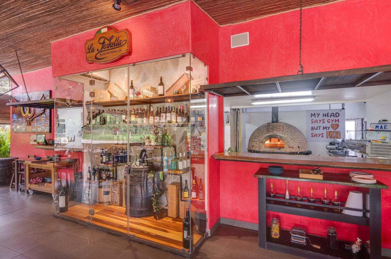 LA FORKETTA - ICONIC RESTAURANT FOR SALE 