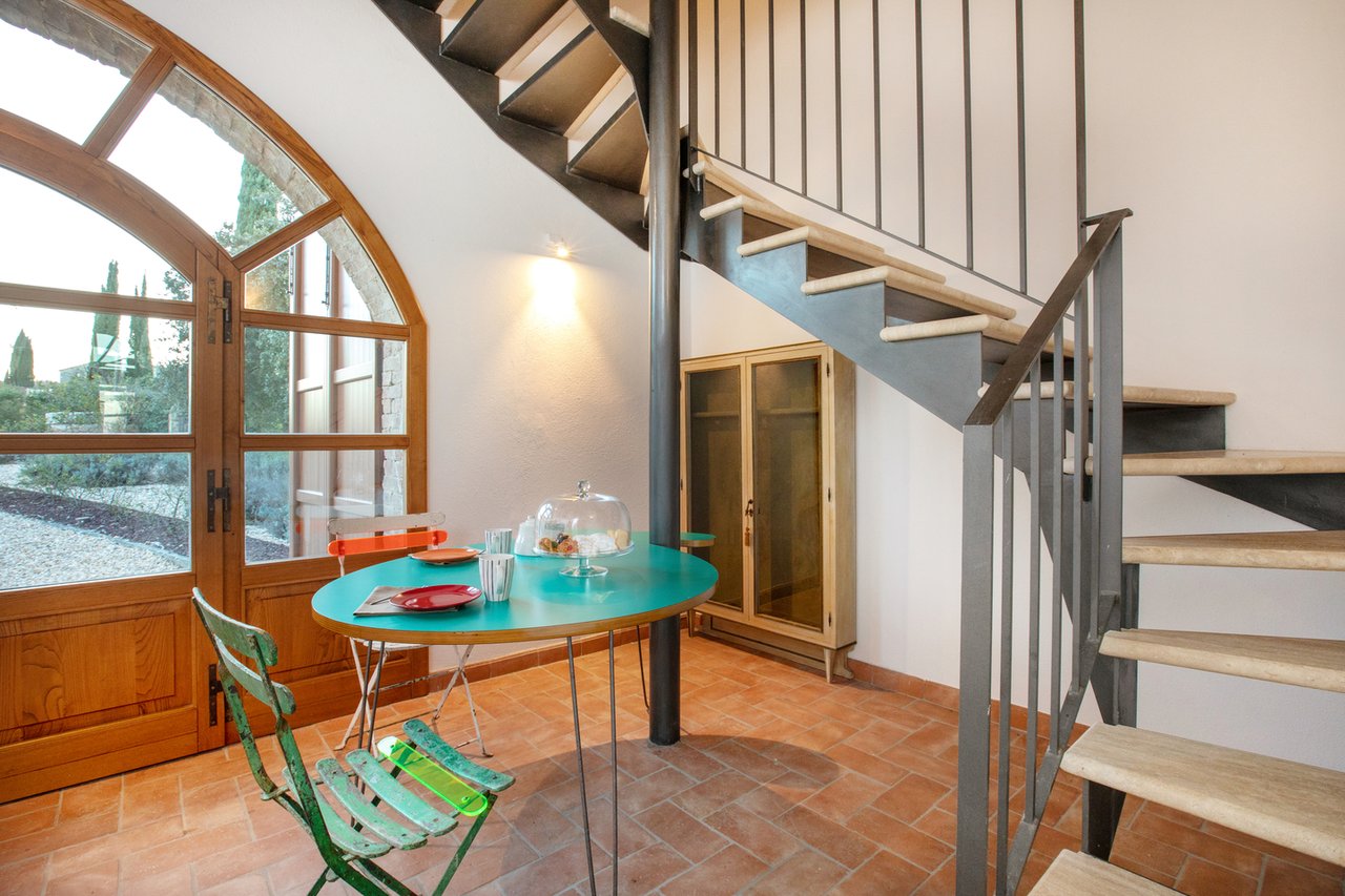 Country Luxury Home For Rent in Valdorcia