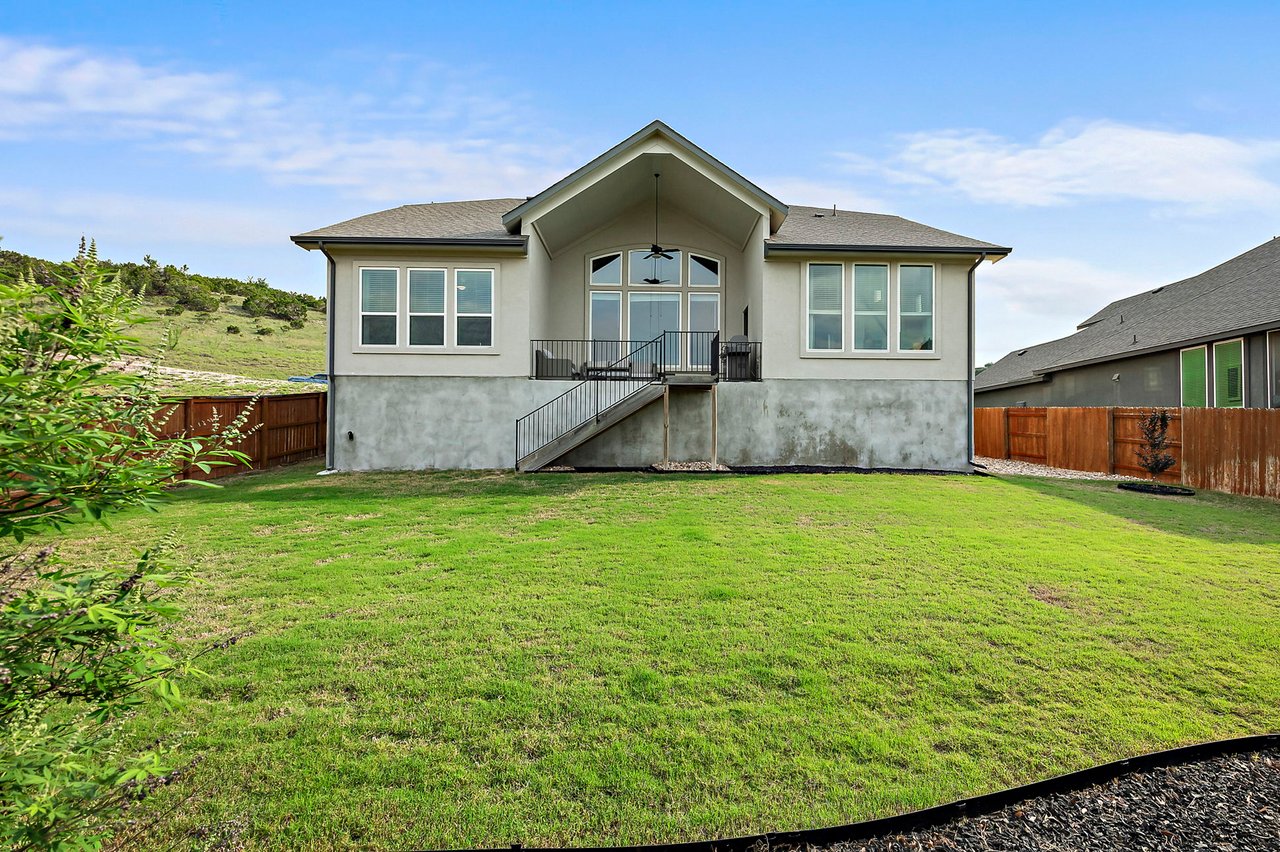 Contemporary Sweetwater Stunner
