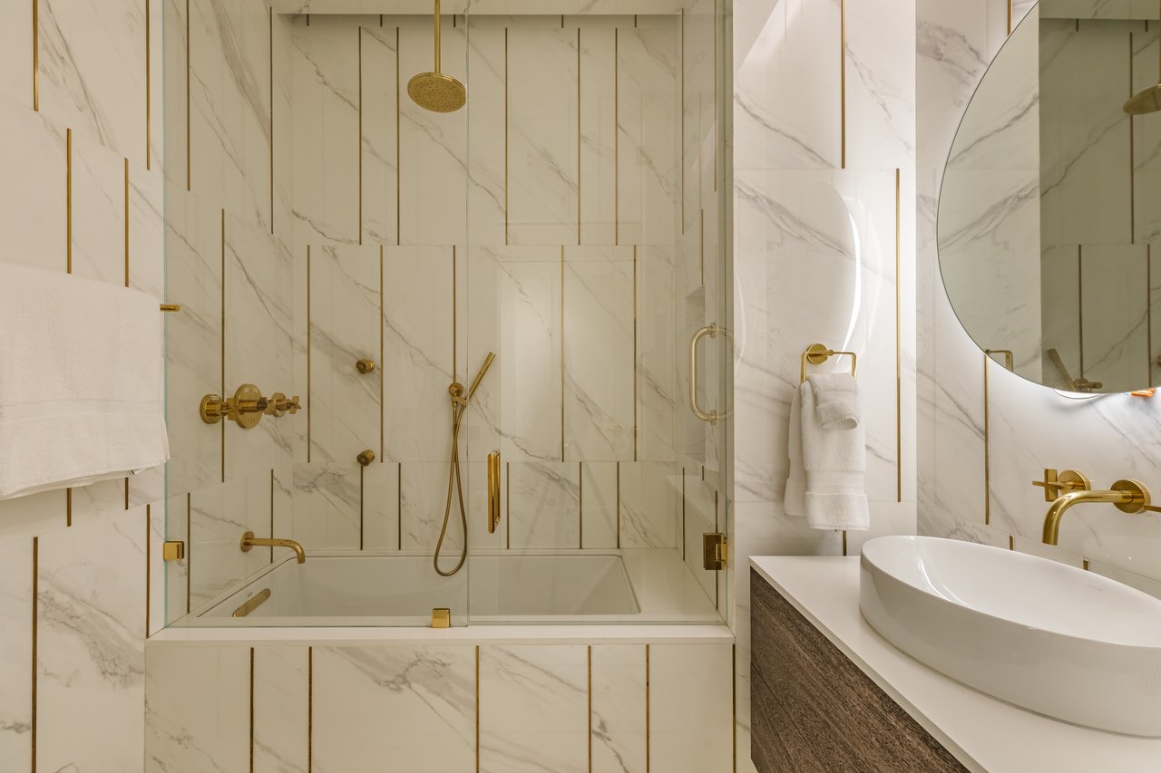 10727 Wilshire Blvd Unit: 1805, Wilshire Corridor