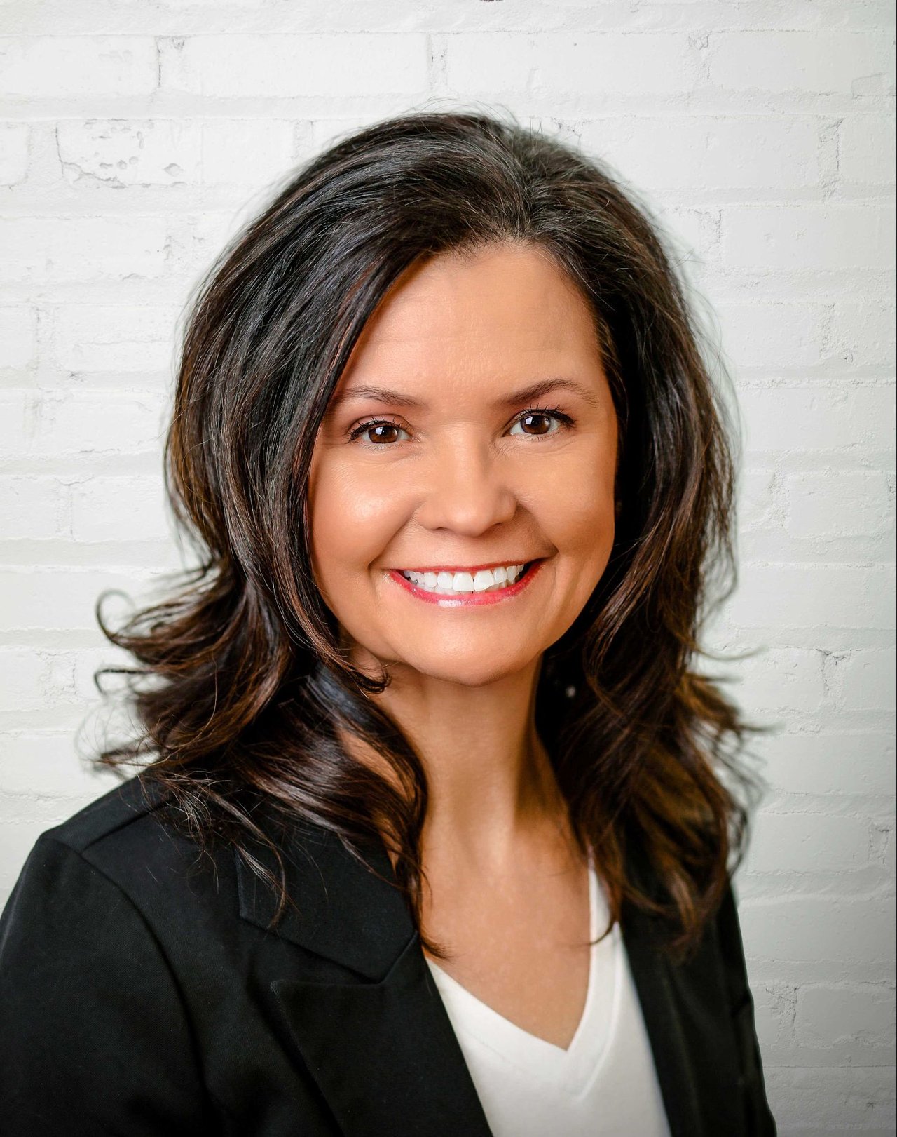 Randa Haug Baxter, MN Real Estate Agent Headshot