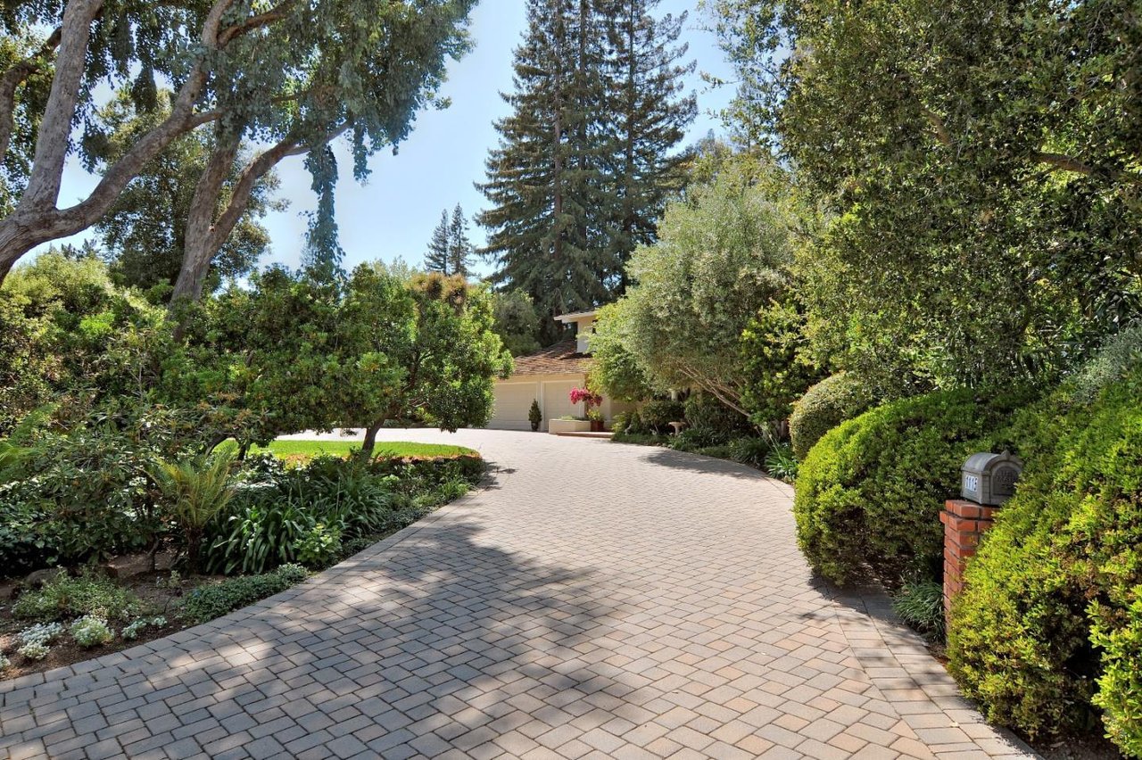 1115 Cascade Drive