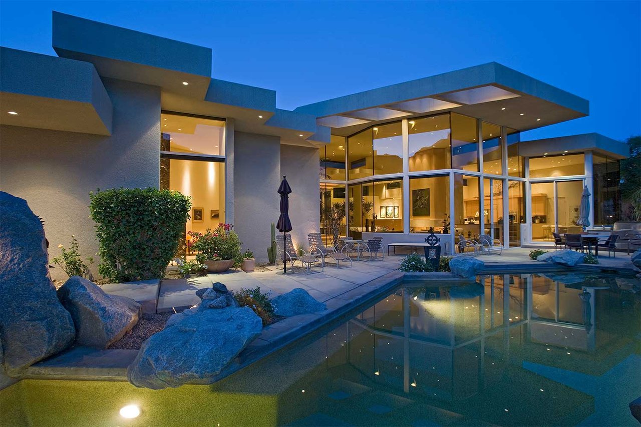 How to Sell a Luxury Home in Inner-City Calgary in 2026 (The Definitive Guide)