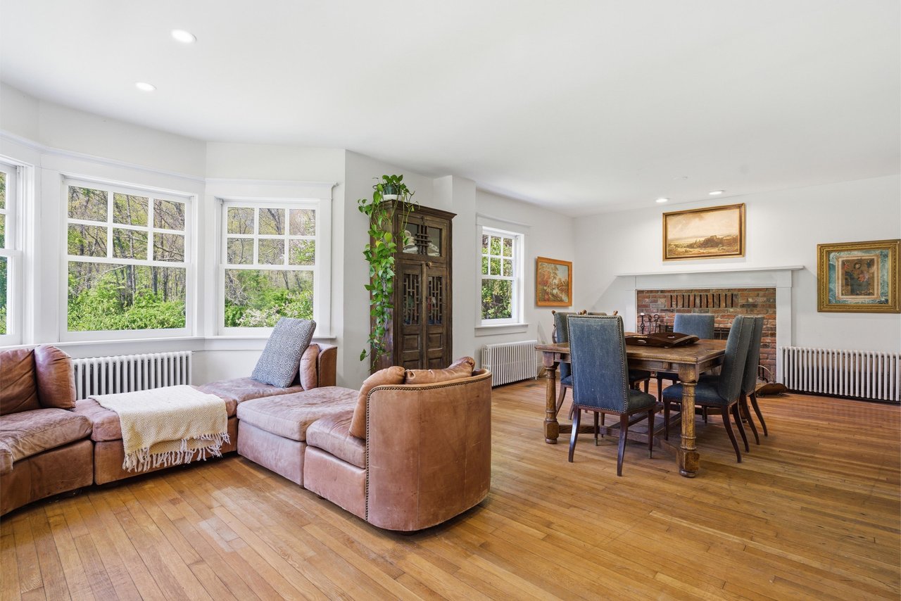 12 COLD SPRINGS ROAD