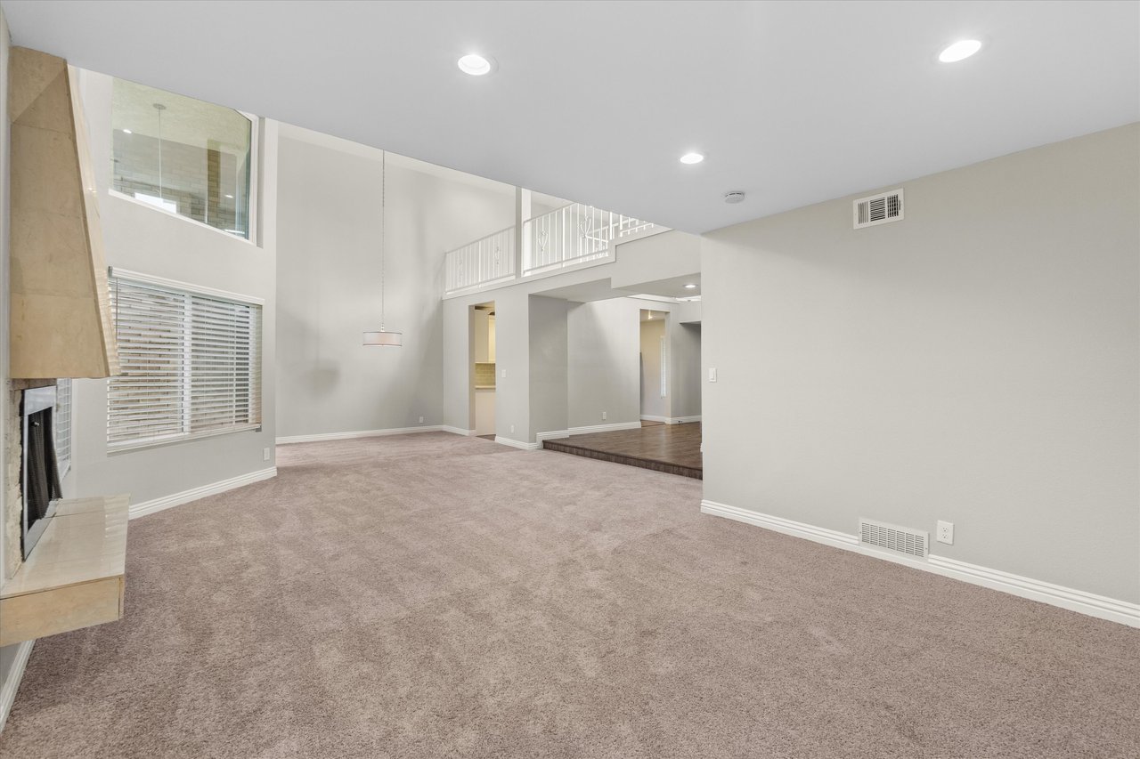 12321 Ocean Park Blvd #14