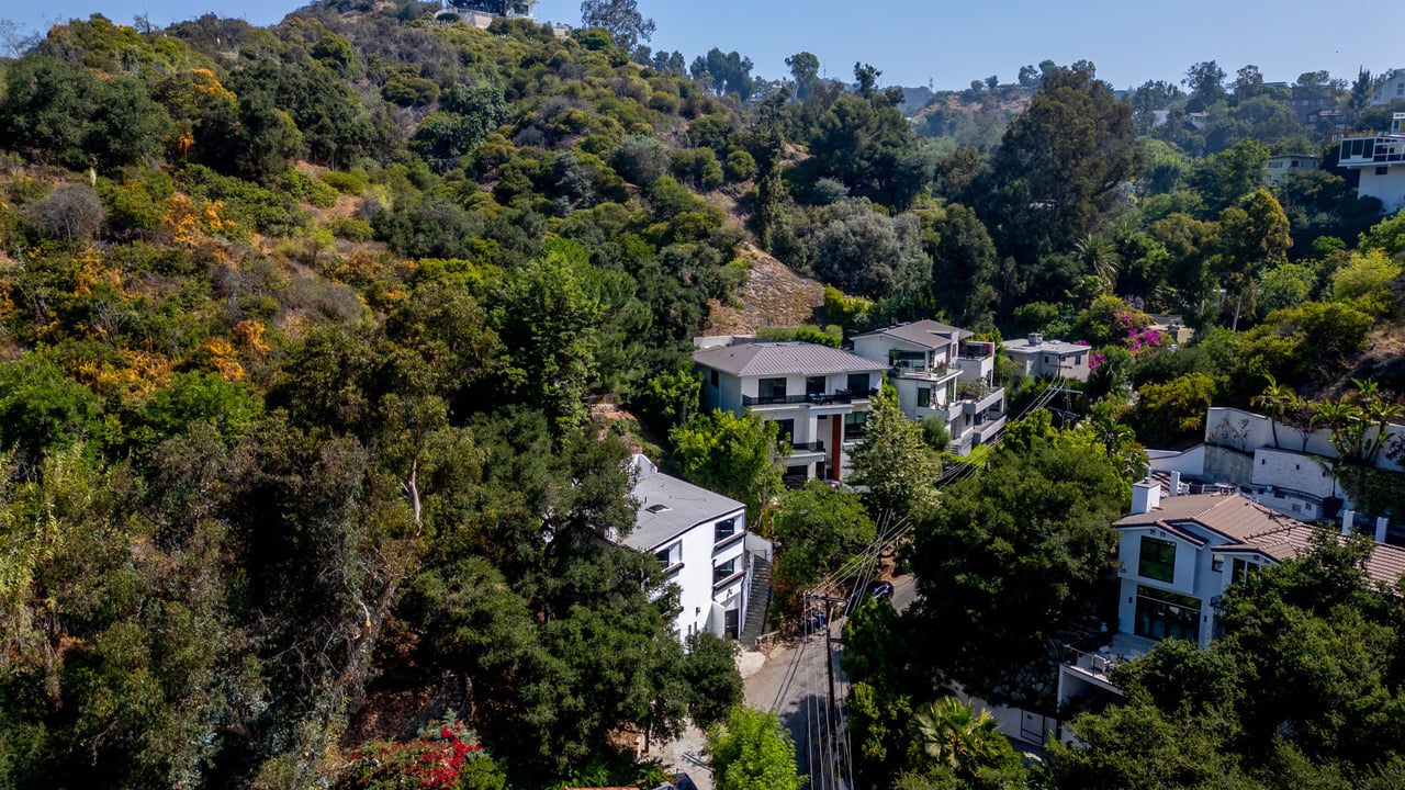 8155 Willow Glen Rd.