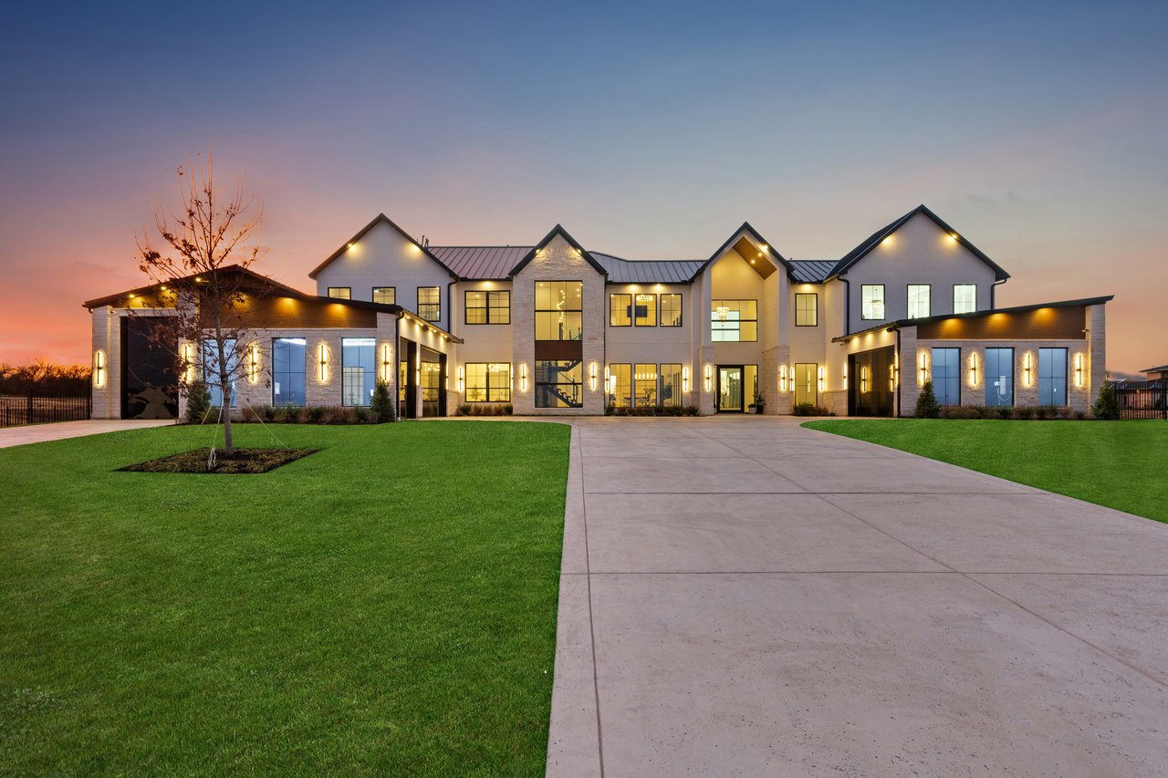 Tour This $4.9M Modern Luxury Estate on 2+ Acres in Bartonville, TX