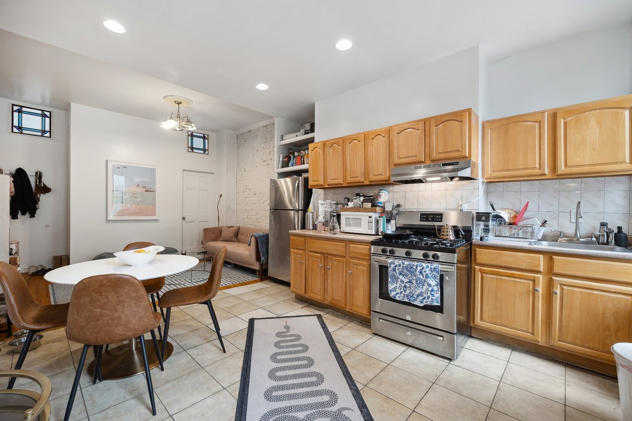 Greenpoint 3 Family Townhouse 