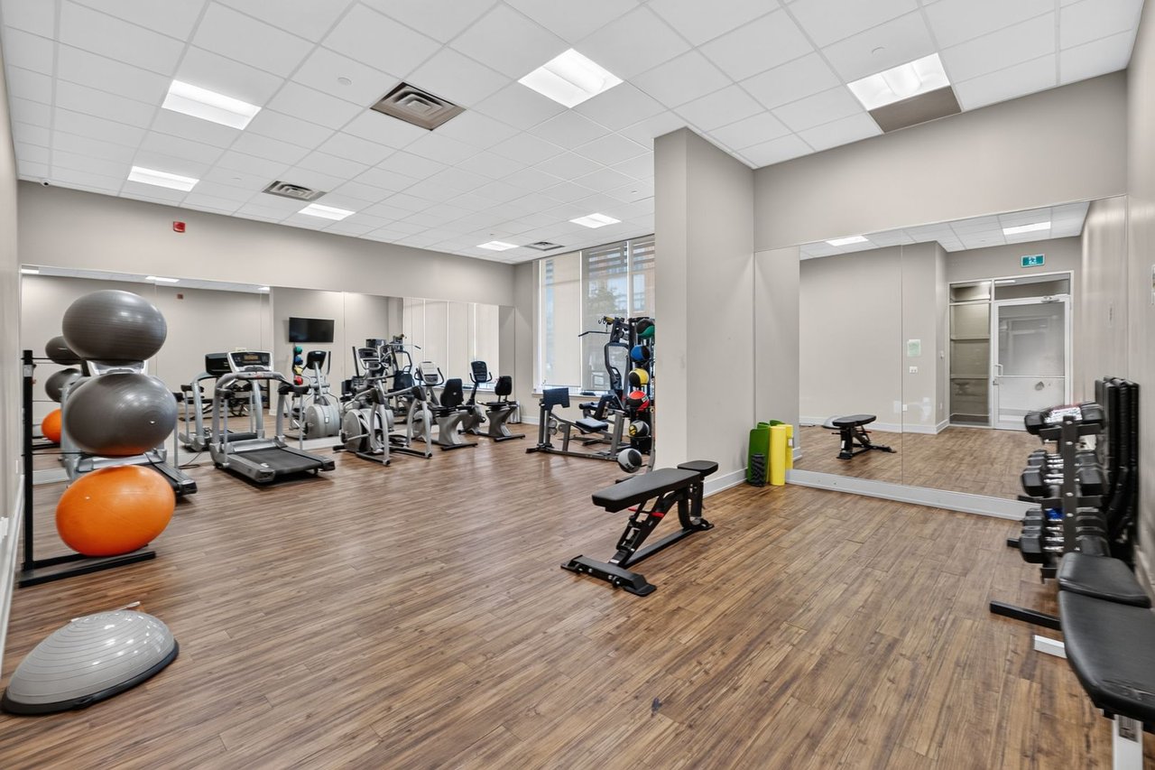 214 - 216 Oak Park Blvd