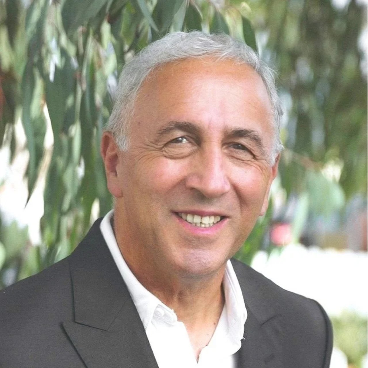 Mike Yazdani Del Mar, CA Real Estate Agent Headshot