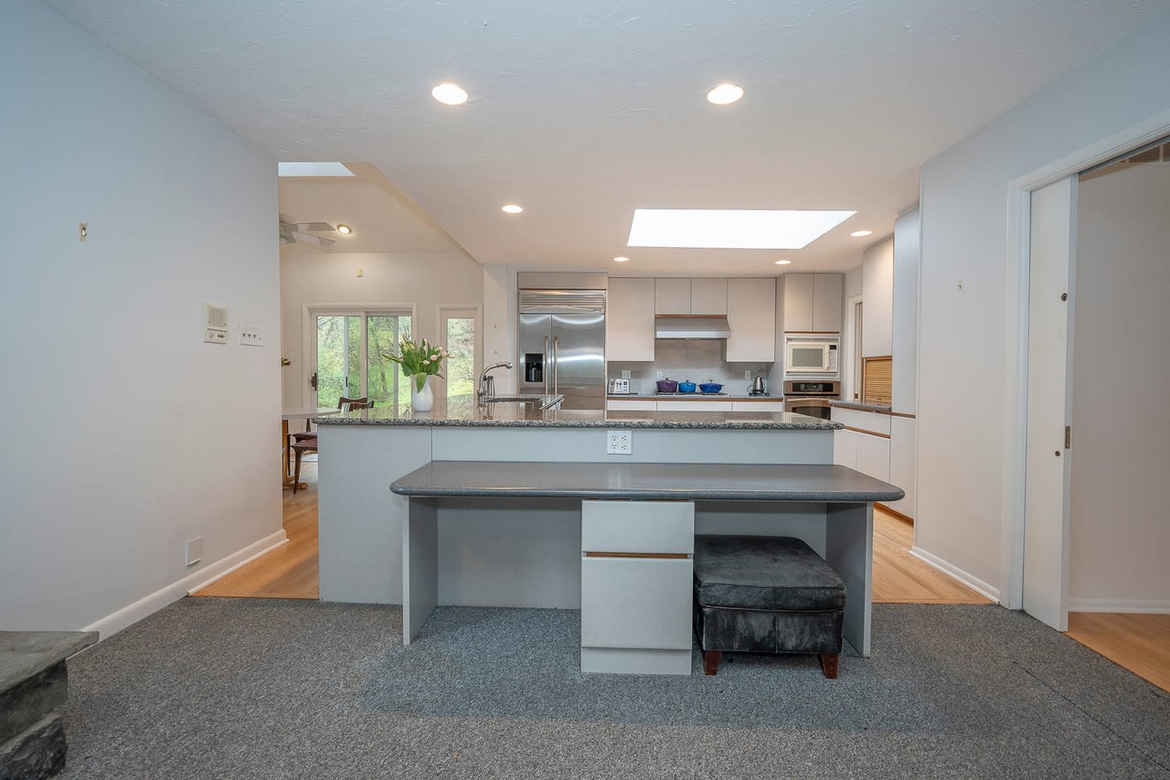 Modern Single Family Home 